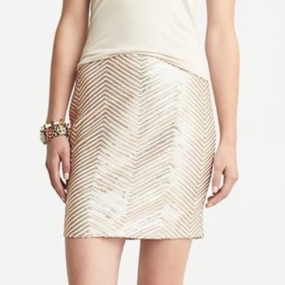 NWOT Banana Republic Sequin Herringbone Skirt, sz 2 - Picture 1 of 6